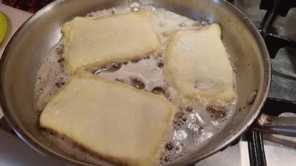 Frying Pies Pastry Patty Dough Oil Frying Pan Kitchen — Wideo stockowe