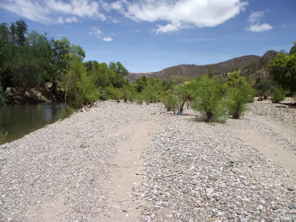 Oaxaca Eyaleti, Meksika 'daki dağ nehri