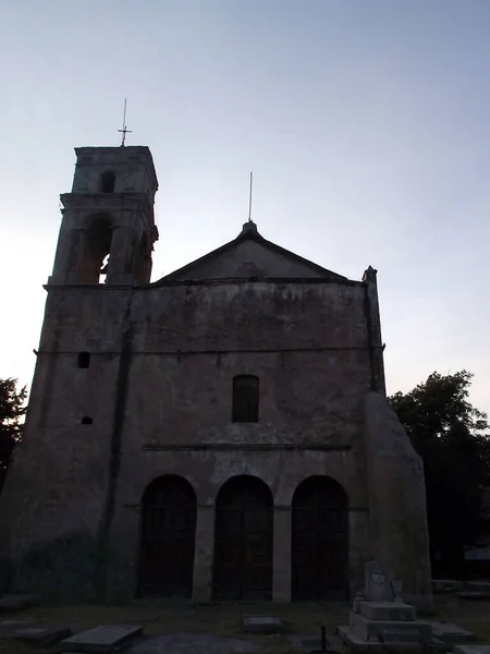 Güzel katedral mimarisinin manzarası