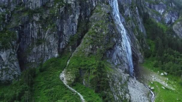 Powerful Stream Water Falls Cliff Raising Foam Water Spray Air — Stock Video