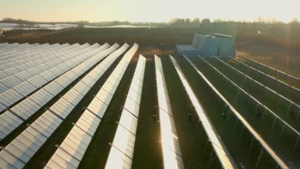 Ecologia Central Energia Solar Nos Campos Energia Verde Inovação Elétrica — Vídeo de Stock