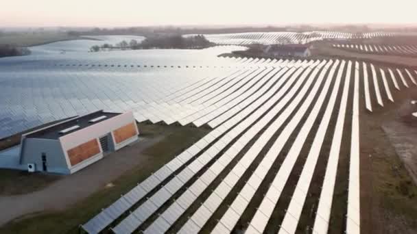 Ecología Planta Energía Solar Los Campos Energía Verde Innovación Eléctrica — Vídeos de Stock