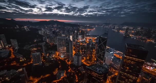 Яркие Огни Города Ночью Мегаполис Съемка Ночного Города Вертолета — стоковое видео