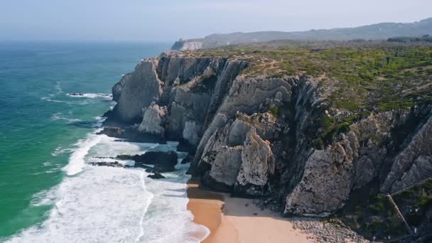 Portugal Cliffs Beach Secluded Sand Beach Surrounded Cliffs Lagos Algarve – Stock-video