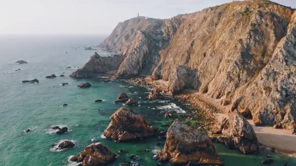포르투갈 절벽으로 둘러싸인 라고스 알가르베 알겠습니다 Paradisiac 휴일은 비디오와 바위의 — 비디오