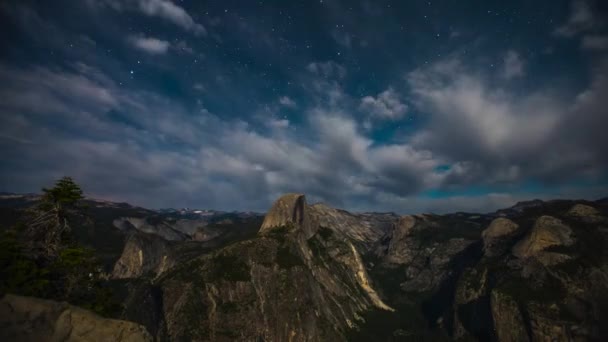 Timelapse Avec Vue Sur Les Montagnes Avec Arbres Photographie Aérienne — Video