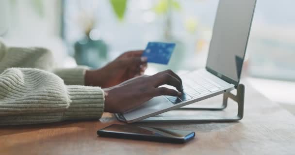 Young African American Woman Holding Credit Card Using Laptop Computer — Video Stock