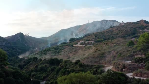Climate Change Field Burning Khati Firefighters Extinguishing Burning Forest Airplane — Stockvideo