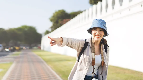 Attractive Happy Smile Young Adult Asian Woman Traveller Wear Blue — Stok fotoğraf