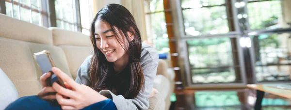 Technology People Connect Concept Happy Smile Young Adult Asian Woman — Zdjęcie stockowe