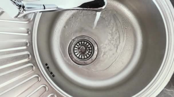 Water Kitchen Sink Water Flowing Tap Kitchen Gadgets — Stok Video