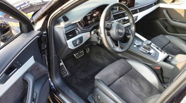 Audi A4 S-Hattı Sanal Kokpit. Yüksek kalite fotoğraf
