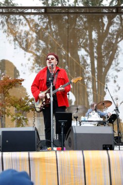 San Francisco, CA, 1 Ekim 2022, İki Grammy Ödülü sahibi Elvis Costello Golden Gate Park 'taki Zorlu Bluegrass Festivali' nde sahne aldı..