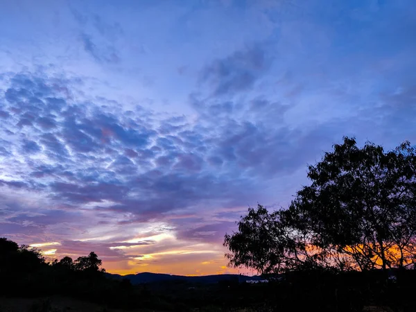 Güzel gün batımı manzarası
