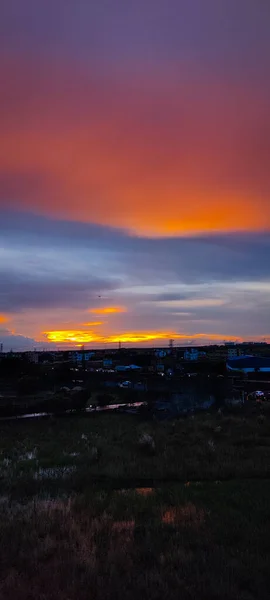 Schöner Sonnenuntergang Der Stadt — Stockfoto