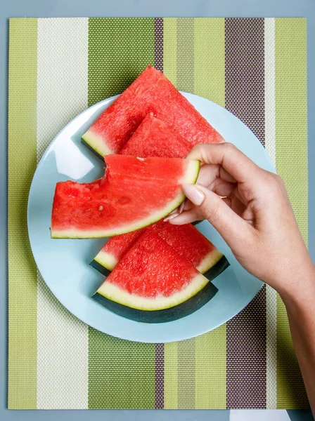 Hand Holding Watermelon Slices Plate — Stock Photo, Image