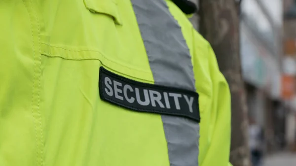 Primo Piano Una Guardia Sicurezza Attesa All Interno Auto Sicurezza — Foto Stock