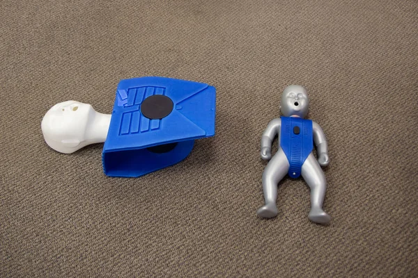 Staff training for CPR first aid with the AED.