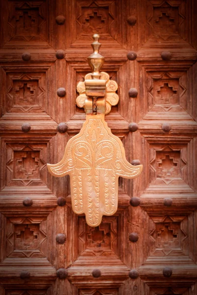 Old Moroccan Door Handle Copper Hand Carved Wooden Door High — Photo