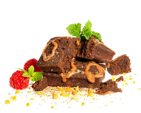 Çikolatalı Küçük Bisküvi Kekleri Sütlü Çikolata Kremalı Fındık Kırıntılı Beyaz — Stok fotoğraf