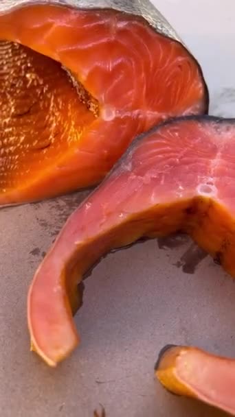 Poisson Mer Appétissant Sur Fond Beige — Video