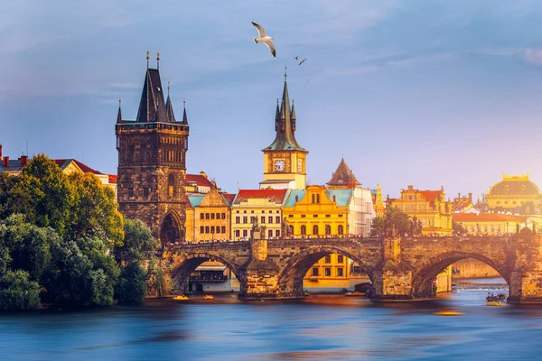 Charles Köprüsü Eski Şehir Charles Köprüsü Eski Şehir Kulesi Prag — Stok fotoğraf