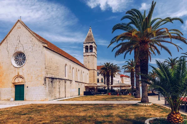 Edificios Históricos Paseo Marítimo Trogir Croacia Trogir Destino Turístico Popular —  Fotos de Stock