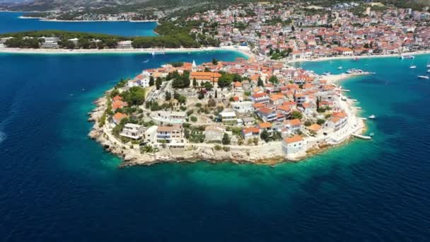 Aerial View Primosten Old Town Islet Dalmatia Croatia Primosten Sibenik — Vídeos de Stock