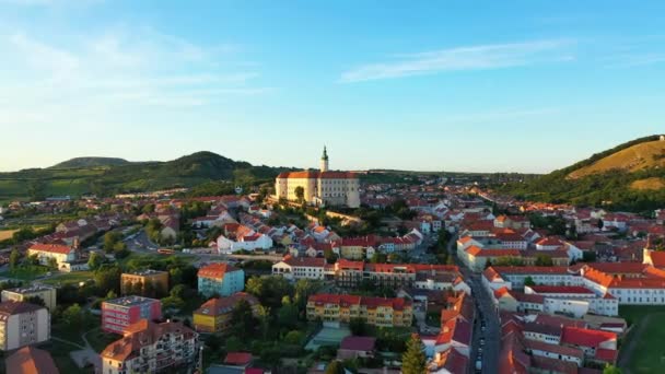Kasteel Mikulov Stad Mikulov Zuid Moravië Tsjechië Uitzicht Prachtige Stad — Stockvideo