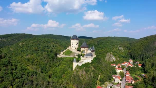 Royal Castle Karlstejn Central Bohemia Karlstejn Village Czechia Aerial View — Stock videók