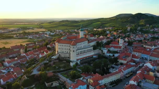 Kasteel Mikulov Stad Mikulov Zuid Moravië Tsjechië Uitzicht Prachtige Stad — Stockvideo