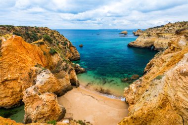 Submarino Beach (Portekizce