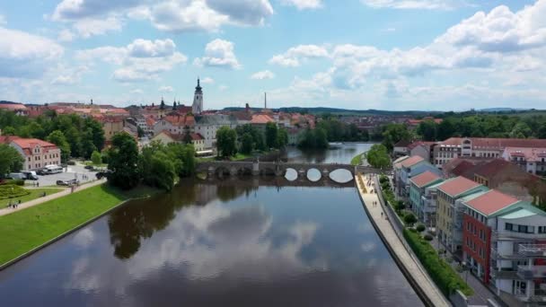 Ciudad Medieval Pisek Puente Histórico Piedra Sobre Río Otava Sur — Vídeos de Stock