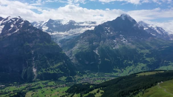 Najpierw Widok Grindelwald Popularny Spacer Klifie Grindelwald First Alpy Szwajcarskie — Wideo stockowe