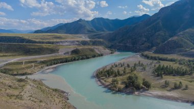 Turkuaz Katnur Nehri ve Chuya Nehri 'nin birleşimi, Altai Dağı Cumhuriyeti, Rusya