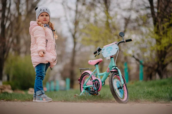 Girl Her First Bicycle — Foto Stock