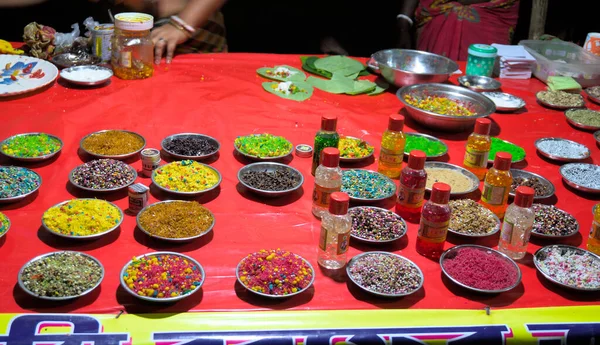 Індійський Вуличний Торговець Харчовими Продуктами Який Продає Їжу Придорожньому Дворі — стокове фото