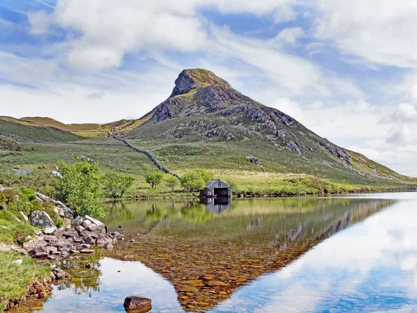 Reflektioner Cregannan Lake North Wales — Stockfoto