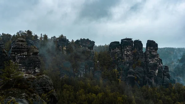 Uma Bela Foto Das Montanhas Suíça Saxã Alemanha — Fotografia de Stock