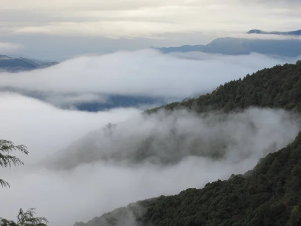 Scenic Cloudscape Yushan Hegy Tajvanon — Stock Fotó