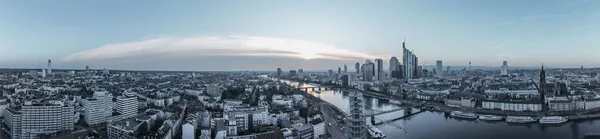 Ein Blick Auf Das Frankfurter Stadtbild Mit Dem Main — Stockfoto