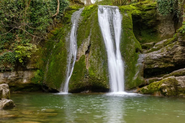 イングランドヨークシャー デールズのジャネットの滝 — ストック写真