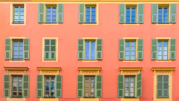 Nice Rua Estreita Vieux Nice Edifícios Antigos Fachadas Típicas Cidade — Fotografia de Stock