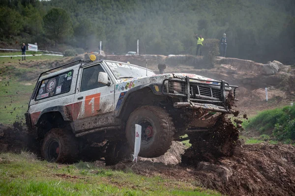 Duruşma Nissan Devriyesi 160 Serisi Dakar Rallisi Için Hazırlandı — Stok fotoğraf