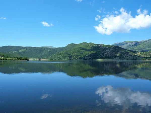 Lago Zazari Limnohori Grécia Verão — Fotografia de Stock