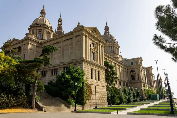 Barcelona, İspanya 'daki antik Montjuic Ulusal Sarayı