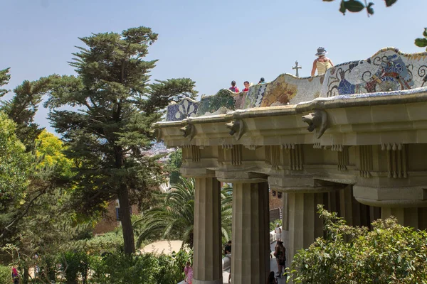 Часть Знаменитого Парка Гуэль Спроектированного Фабрицио Гауди Барселоне Испания — стоковое фото