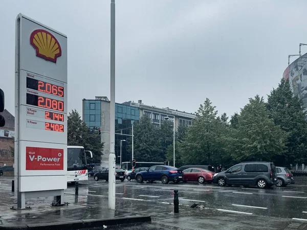 Shell Power Logo Sign Euro Prices Display Outdoors — Stock Photo, Image