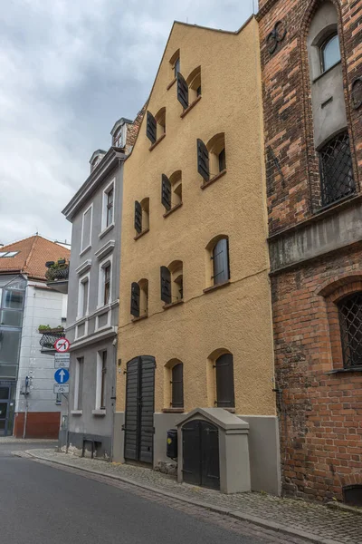 Colpo Verticale Degli Edifici Storici Della Città Vecchia Torun Polonia — Foto Stock