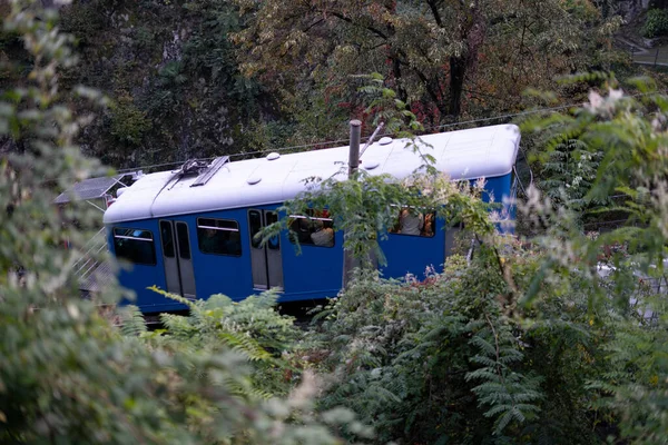 Eine Standseilbahn Die Berge Welche — Stok fotoğraf